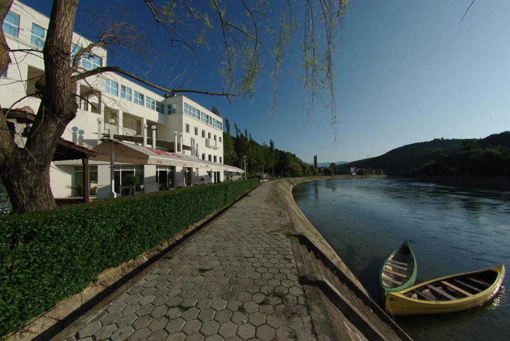 Hotel Sv. Mihovil Trilj ห้อง รูปภาพ